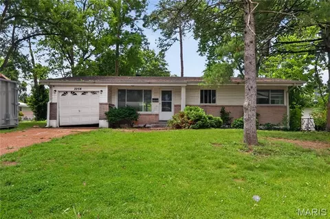 2254 Gadbury Dr, Saint Louis, MO 63136
