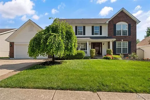 1241 Pinehurst Club Ct, O'fallon, MO 63366