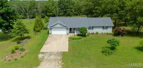 23841 Raspberry Ln, Waynesville, MO 65583