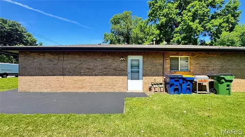 Exterior - 3912-3914 Wright Ave, Saint Ann, MO 63074 photo 1 of 3