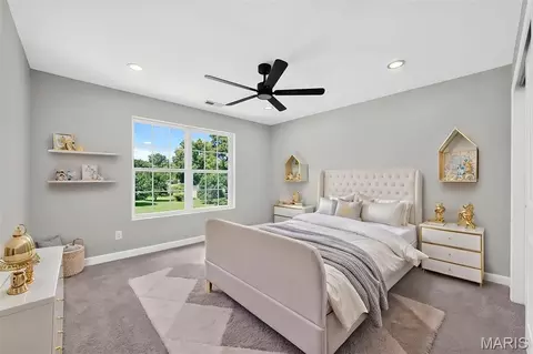 Bedroom - 106 Highview Dr, Ballwin, MO 63011 photo 5 of 10