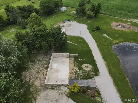 7112 Fields Dr, Moro, IL 62067 photo 21