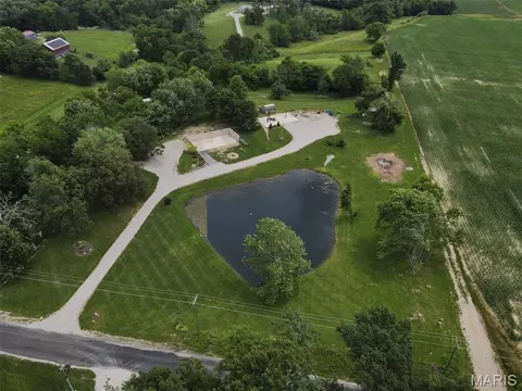 7112 Fields Dr, Moro, IL 62067 photo 6