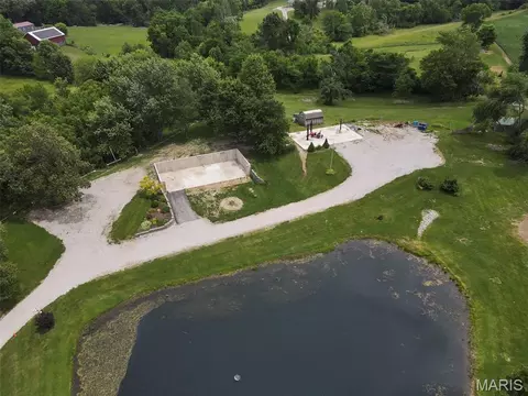 7112 Fields Dr, Moro, IL 62067 photo 27