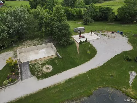7112 Fields Dr, Moro, IL 62067 photo 19
