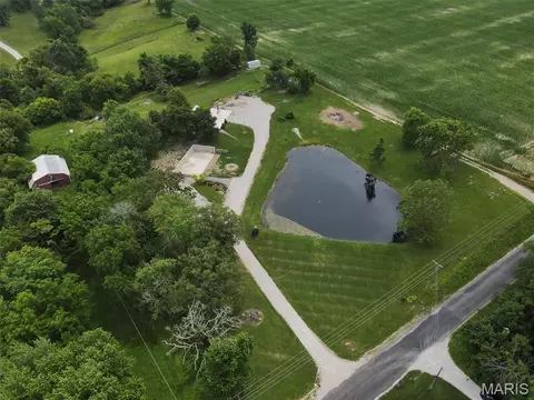 7112 Fields Dr, Moro, IL 62067 photo 24
