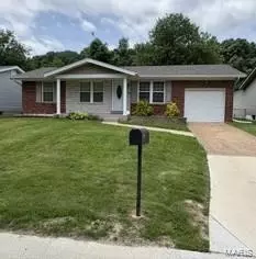 3342 Boca Raton Dr, Arnold, MO 63010