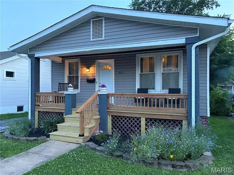 4710 Tesson St, Saint Louis, MO 63116