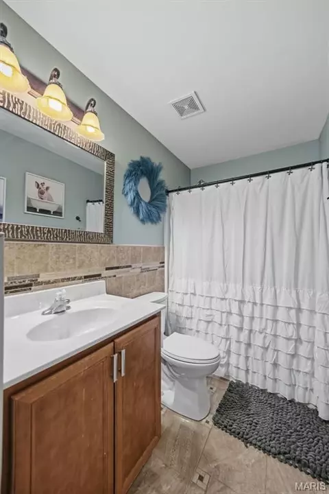 Bath - 113 Sophie Ln, Arnold, MO 63010 photo 2 of 5