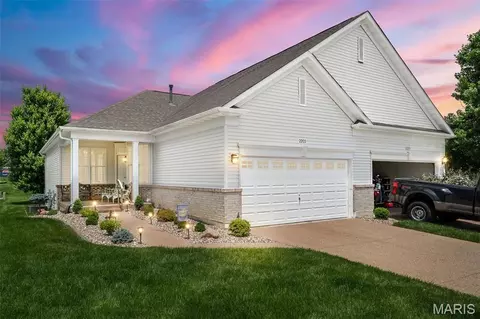 2203 Hawks Landing Dr #C, Lake Saint Louis, MO 63367