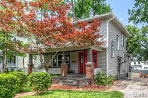621 Houston St, Saint Charles, MO 63301