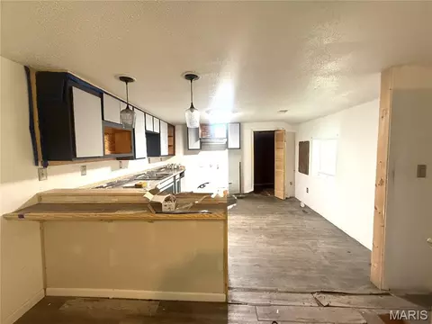 Kitchen - 1018 N Baldwin St, Kennett, MO 63857 photo 2 of 4