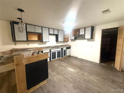 Kitchen - 1018 N Baldwin St, Kennett, MO 63857 photo 3 of 4