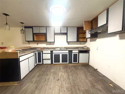 Kitchen - 1018 N Baldwin St, Kennett, MO 63857 photo 4 of 4