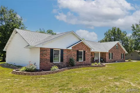 Exterior - 106 Heather St, Bertrand, MO 63823 photo 2 of 5