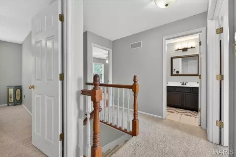 Entry Way - 2 Cotillion Ct, O'fallon, MO 63368 photo 5 of 6