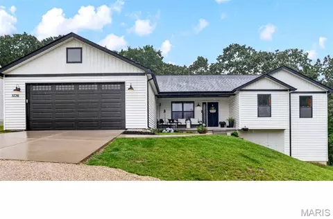 5736 La Trace Ln, High Ridge, MO 63049