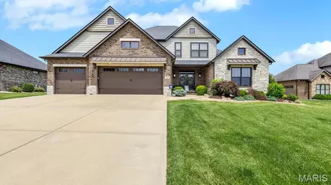 3904 Stone Hollow Ln, Edwardsville, IL 62025