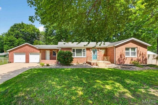 2101 Clark Ave, Granite City, IL 62040