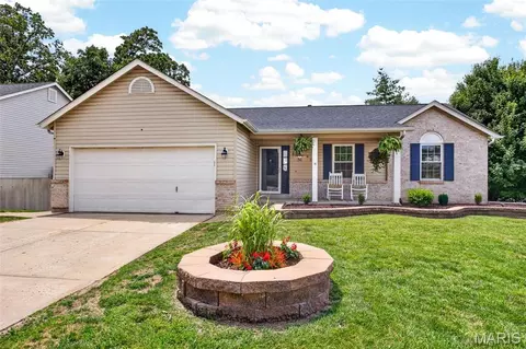 828 Sherwood Forest Ct, O'fallon, MO 63366