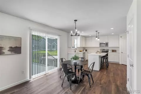 Dining - 2508 Chukka Dr, Eureka, MO 63025 photo 3 of 3