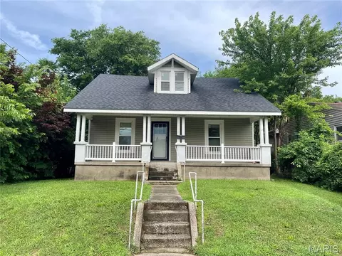 1527 N Main St, Cape Girardeau, MO 63701