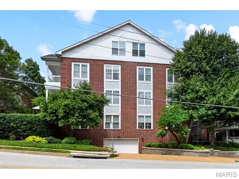 505 N And South 2c, University City, MO 63130
