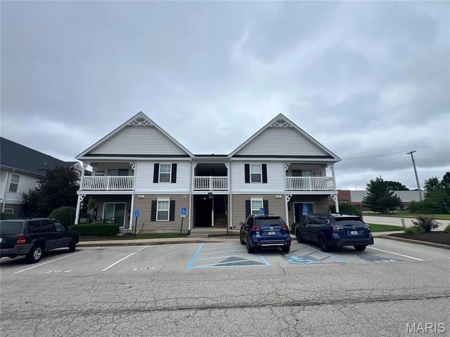 104 Brandy Mill Cir #C, High Ridge, MO 63049