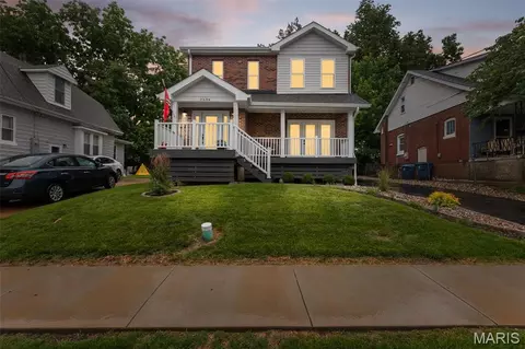 2634 Lyle Ave, Maplewood, MO 63143