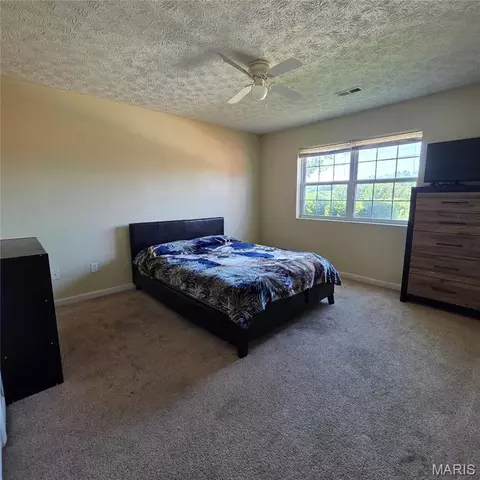 Bedroom - 22245 Target Ln, Saint Robert, MO 65584 photo 8 of 10