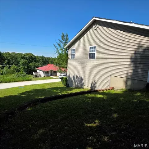 Exterior - 22245 Target Ln, Saint Robert, MO 65584 photo 13 of 15