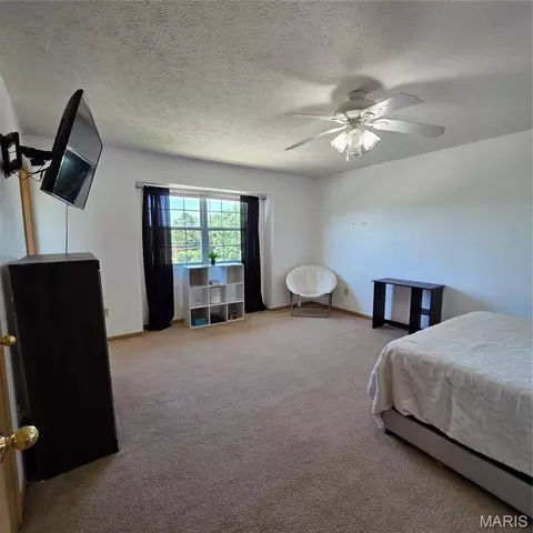 Bedroom - 22245 Target Ln, Saint Robert, MO 65584 photo 3 of 10