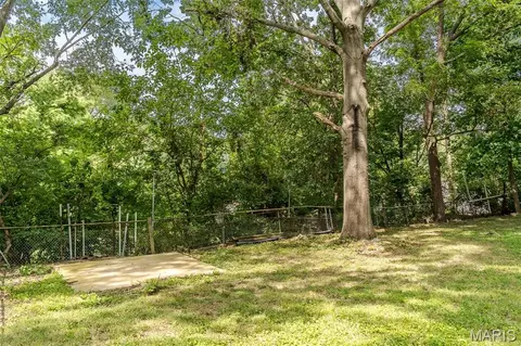 Exterior - 333 State St, Washington, MO 63090 photo 8 of 12