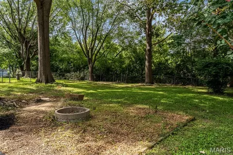 Exterior - 333 State St, Washington, MO 63090 photo 5 of 12