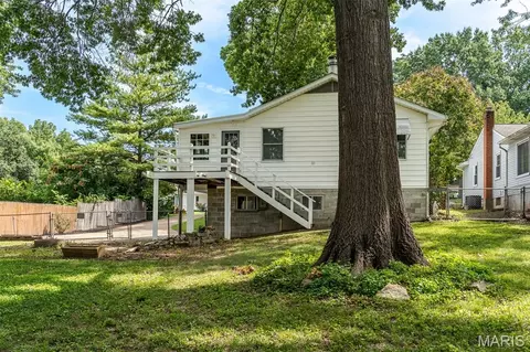 Exterior - 333 State St, Washington, MO 63090 photo 6 of 12
