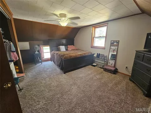 Bedroom - 305 E Pine St, Percy, IL 62272 photo 2 of 3