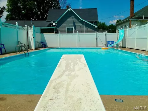 Exterior - 305 E Pine St, Percy, IL 62272 photo 11 of 13