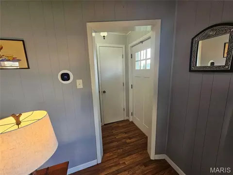 Entry Way - 305 E Pine St, Percy, IL 62272 photo 1 of 3
