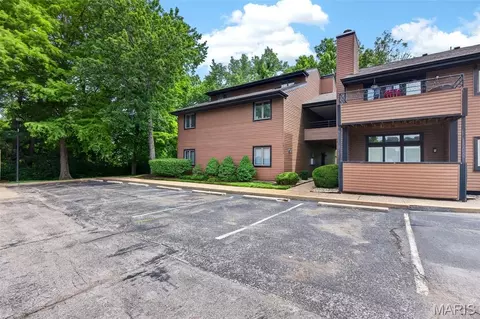 13811 Amiot Dr #A, Saint Louis, MO 63146