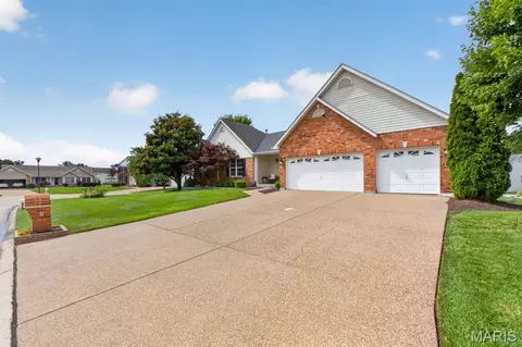 Exterior - 3 Nightfall Ct, O'fallon, MO 63368 photo 14 of 16