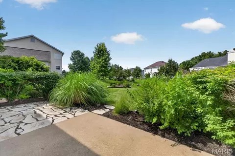 Exterior - 3 Nightfall Ct, O'fallon, MO 63368 photo 4 of 16