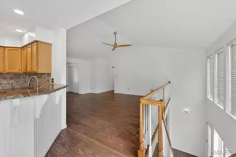 Living - 3 Nightfall Ct, O'fallon, MO 63368 photo 5 of 14