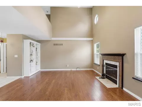 Living - 1408 Appleton Ct, Arnold, MO 63010 photo 3 of 5