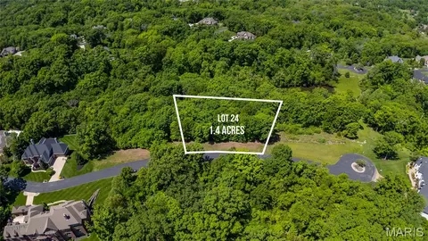 35 Grand Meridien Ct, Wildwood, MO 63005
