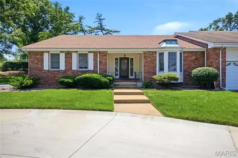 2477 Baxton Way, Chesterfield, MO 63017