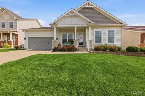 131 Countryshire Dr, Lake Saint Louis, MO 63367
