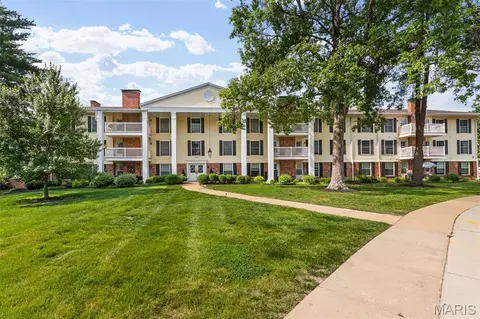 1512 Bedford Forge Ct #12, Chesterfield, MO 63017