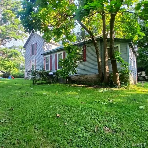 Exterior - 111 S College St, Arcadia, MO 63621 photo 6 of 11