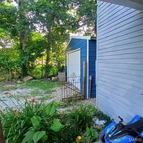 Exterior - 111 S College St, Arcadia, MO 63621 photo 10 of 11