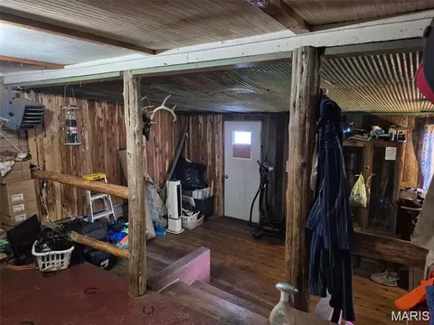 Entry Way - 111 S College St, Arcadia, MO 63621 photo 3 of 6